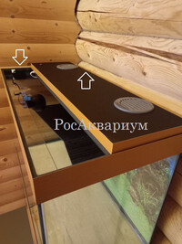 Образец террариума с приоткрытой переднего модуля крышки